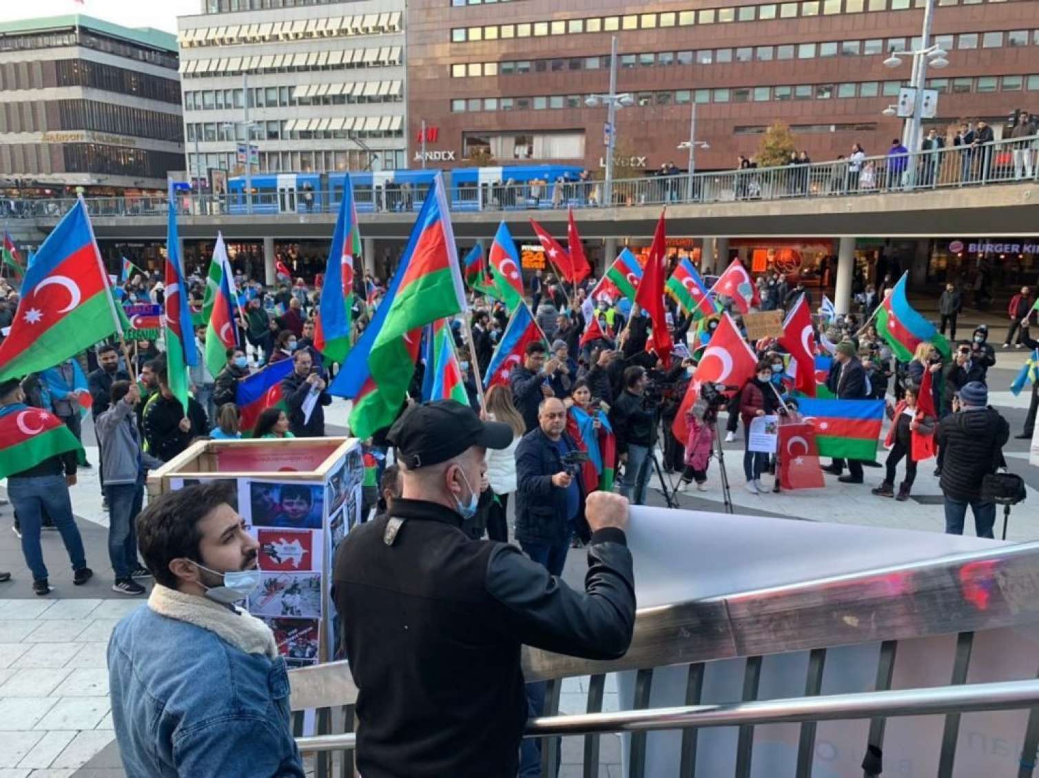 İsveç erməni terrorunu pislədi 