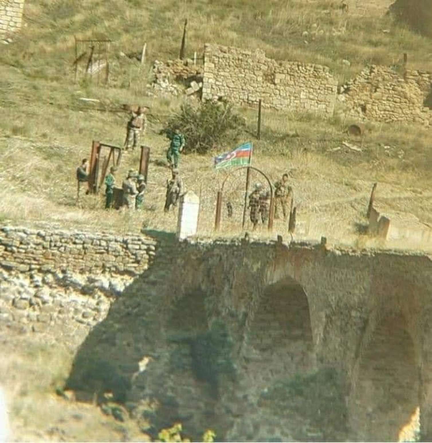 Azərbaycan bayrağı Xudafərində dalğalanır  VİDEO