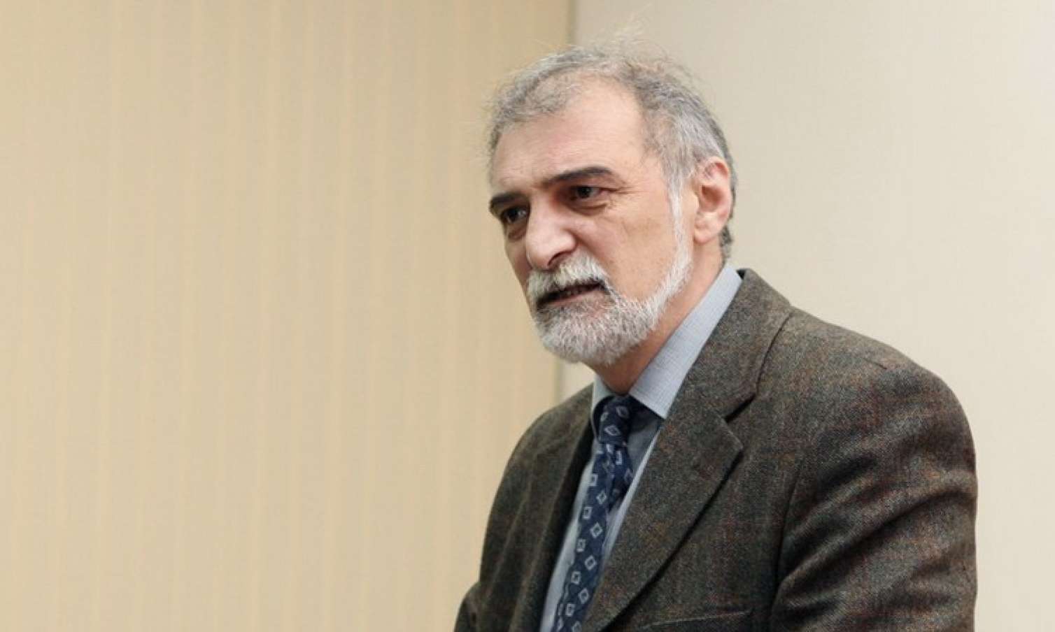 Hikmət Hacızadə vəfat etdi 