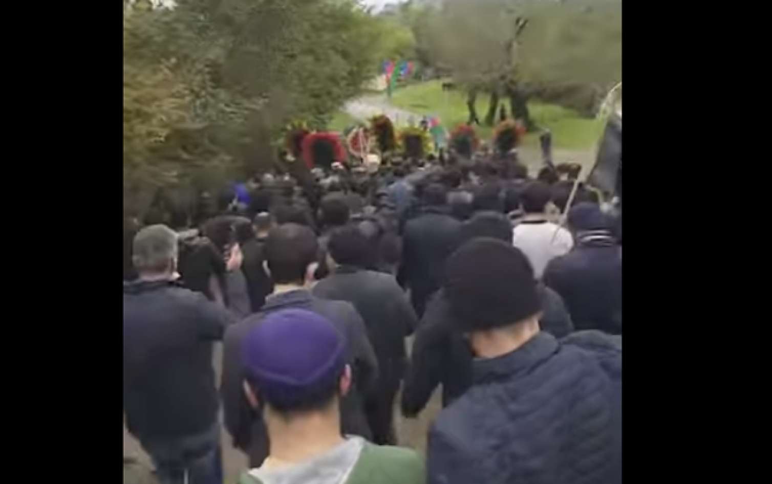 Əsgərin avtoqəzada öldüyü deyildi, kənd camaatı etiraza qalxdı   Lənkəran