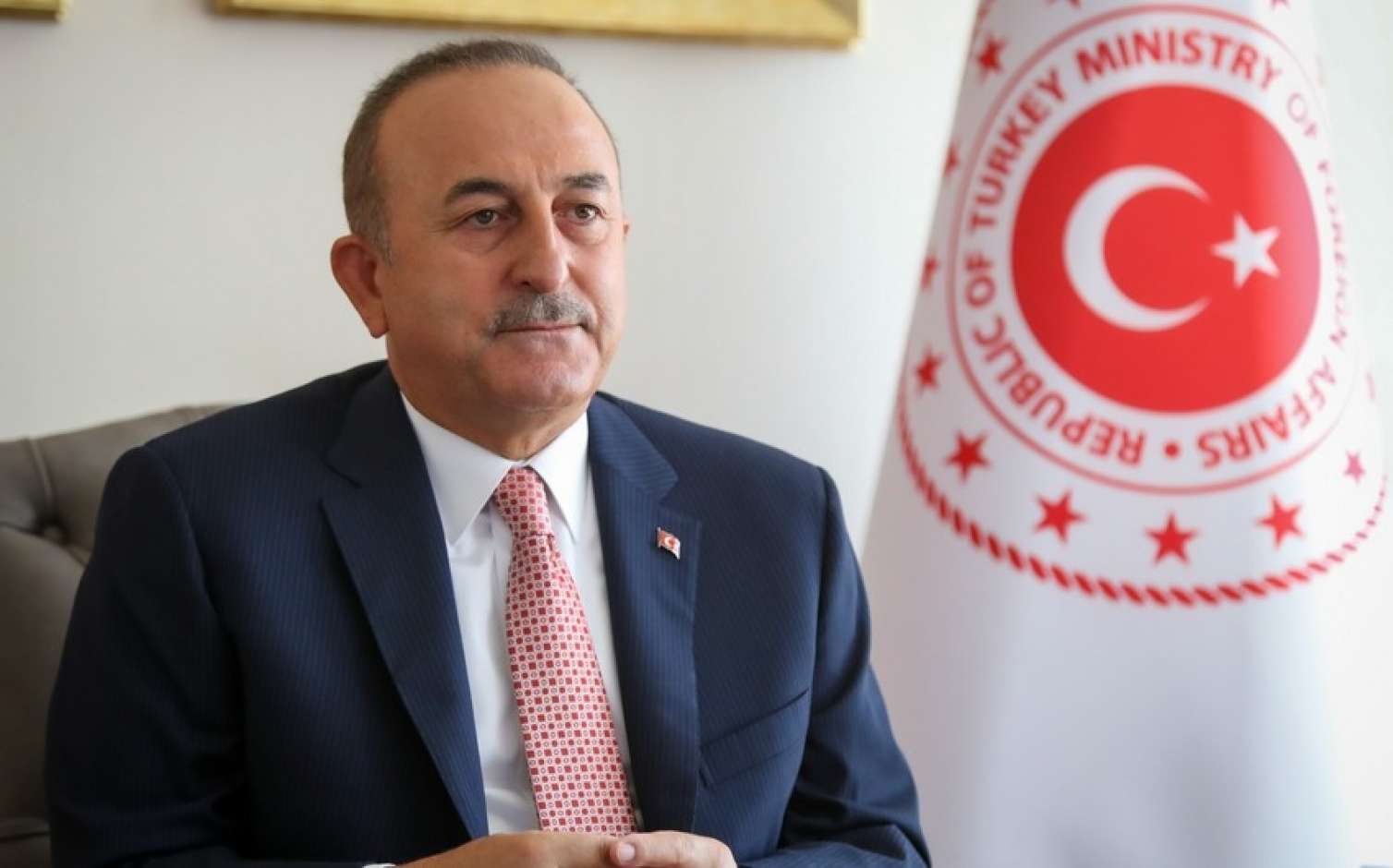 Çavuşoğlu erməni əsilli deputata belə cavab verdi  