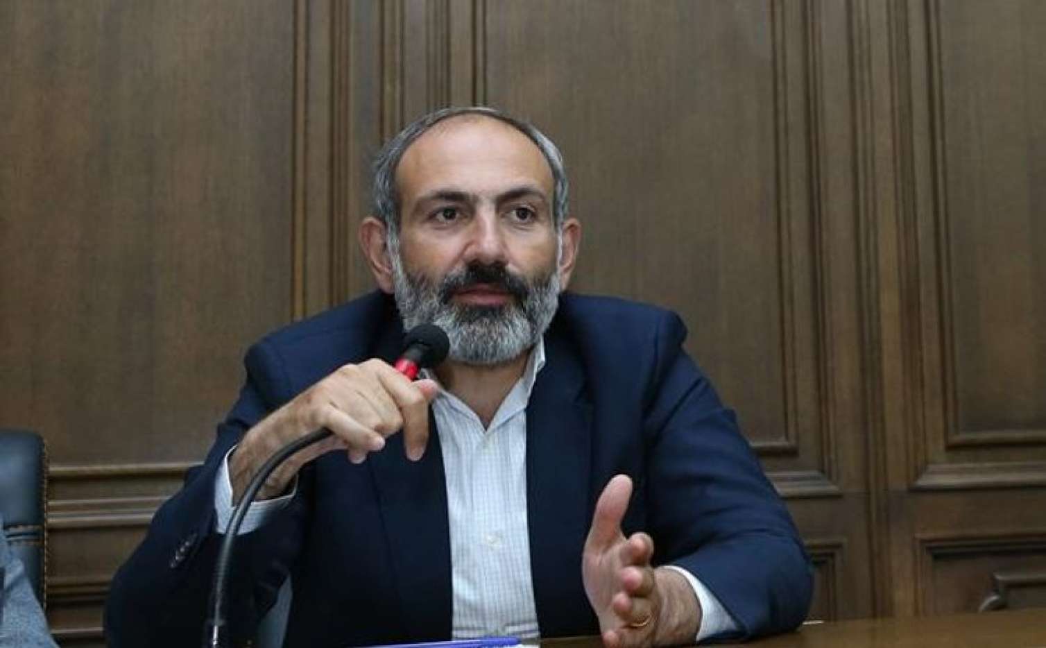 Paşinyan Moskvaya gedir 