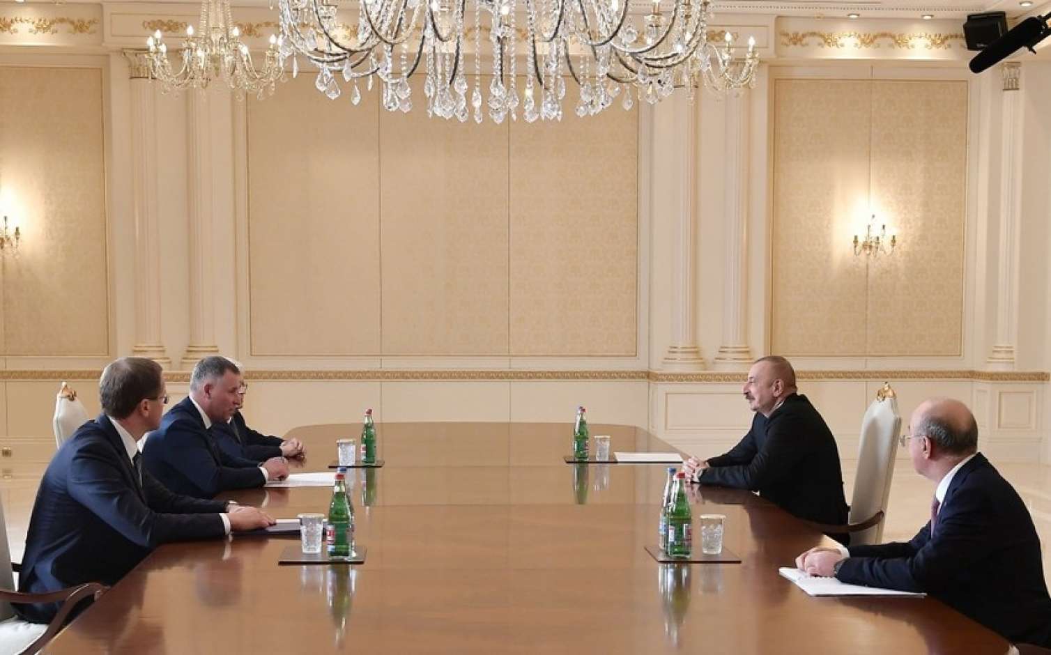 İlham Əliyev rusiyalı naziri qəbul etdi 