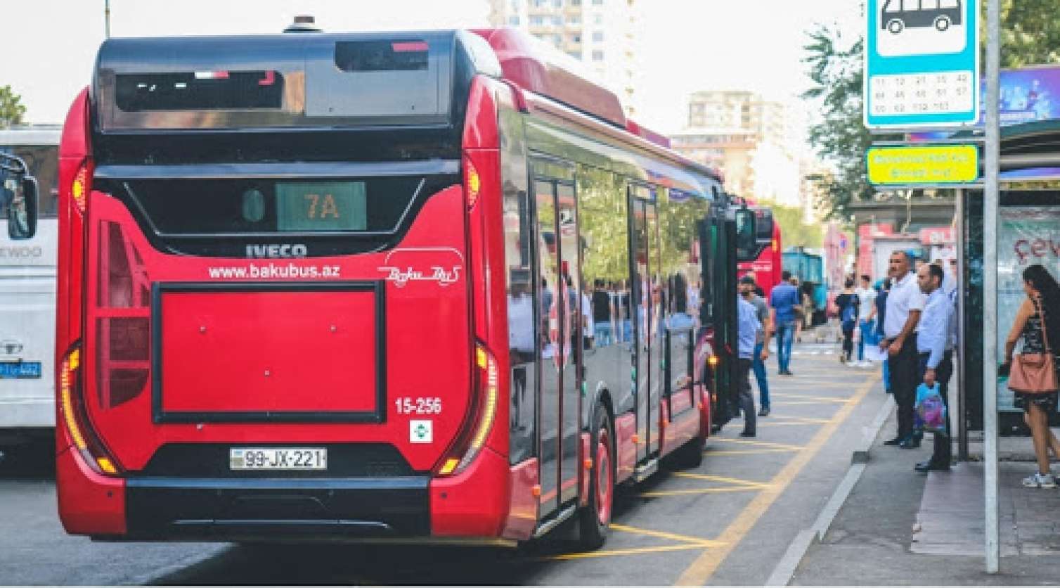 Güzəştli nəqliyyat: yeni tarif sisteminə keçməyə nə mane olur? - Açıqlama 
