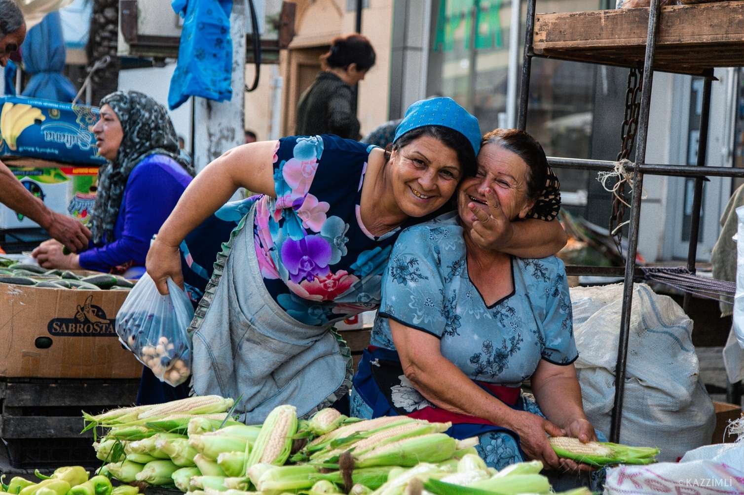 – Səmimiyyət bolluğu bazarından FOTOREPORTAJ  Burada insan ötən əsrə qayıdır...  