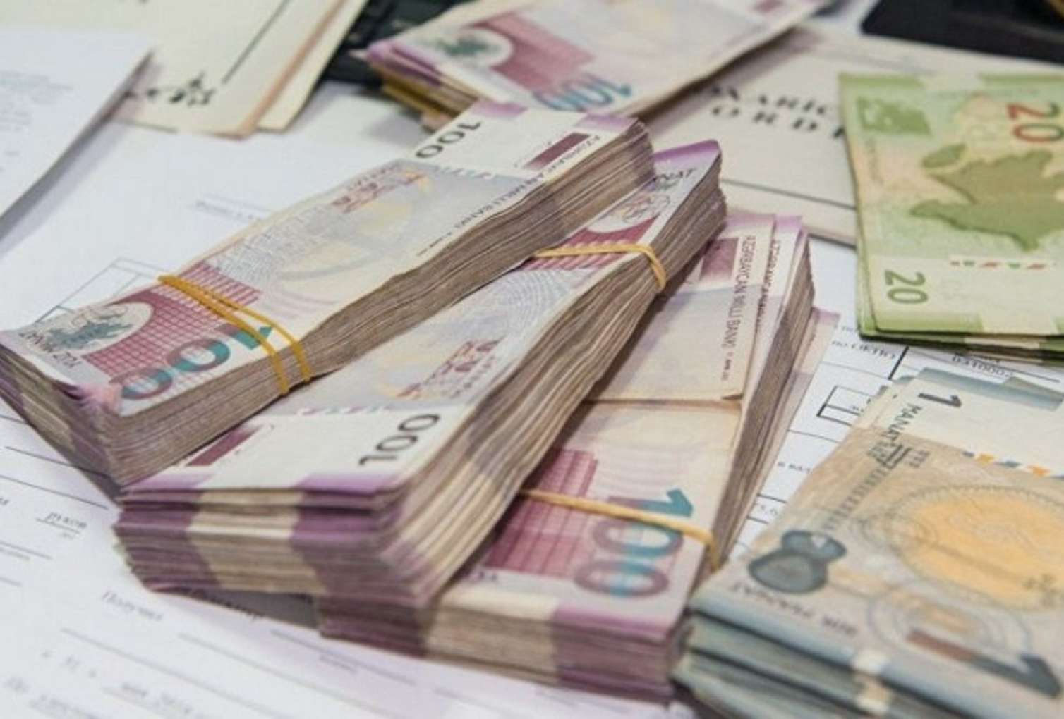 Dövlət qurumları artıq qalan pulları niyə büdcəyə qaytarmır? - Açıqlama 