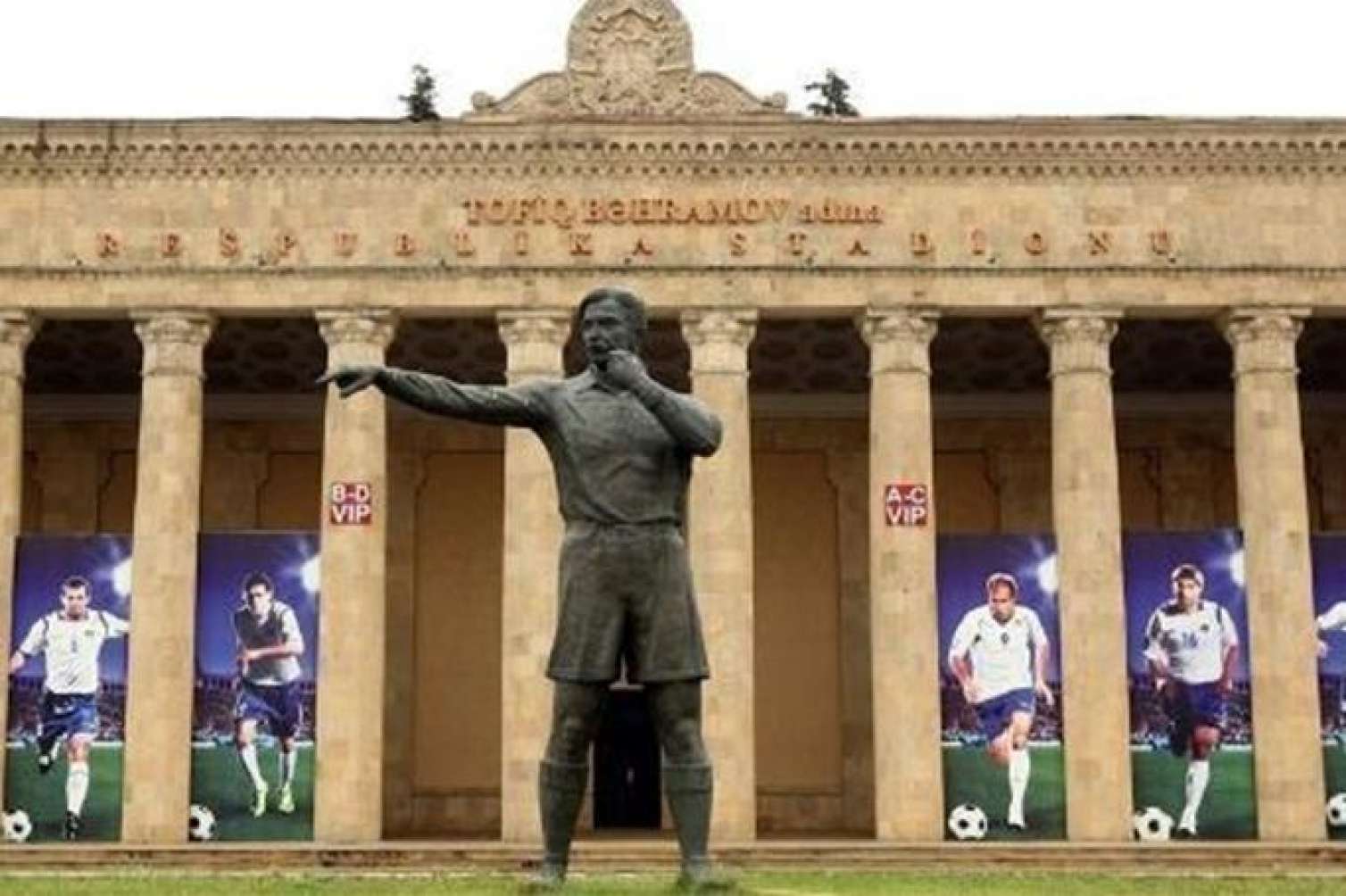 Tofiq Bəhramovun heykəli ilə bağlı  RƏSMİ AÇIQLAMA