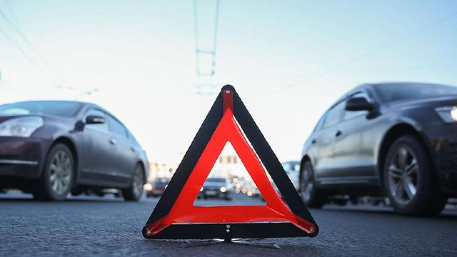 Bakıda dəhşətli qəza: Avtobus motosikletlə toqquşdu 