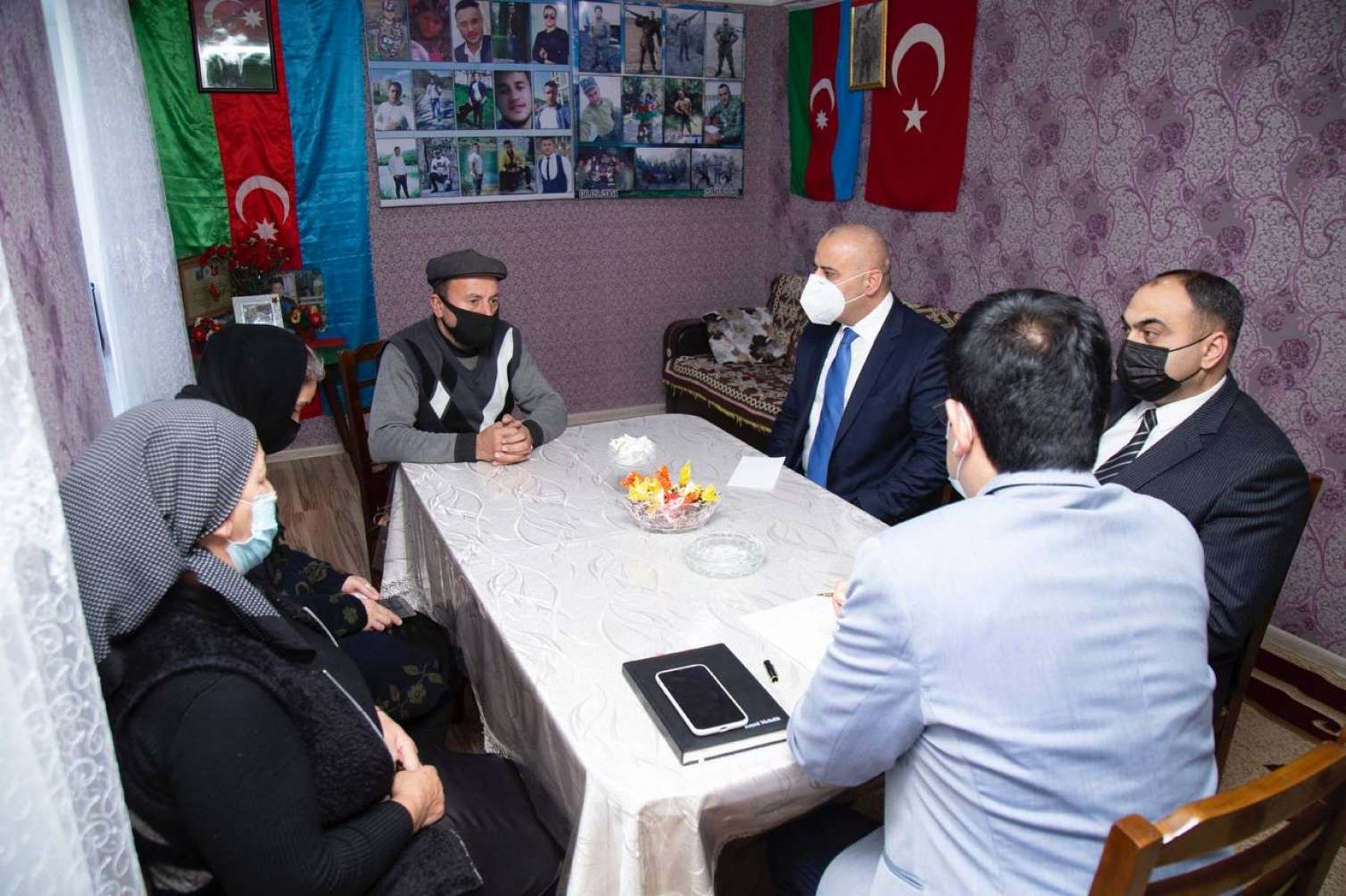 Şəhid ailələrinə təqaüd kartı təqdim edildi  FOTOLAR