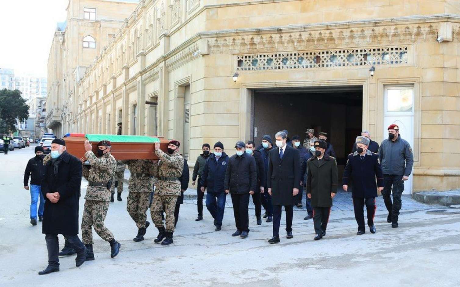 Yaralı hərbçimiz şəhid oldu - Vilayət Eyvazov vida mərasiminə qatıldı -  FOTO