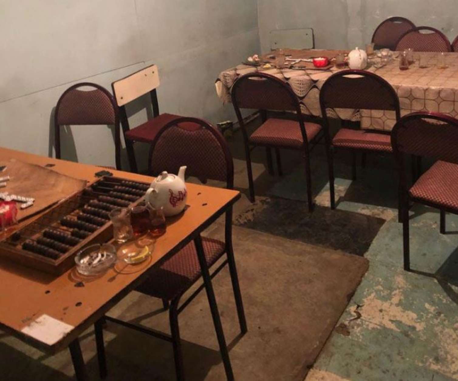 Karantini pozan çayxana aşkarlandı 