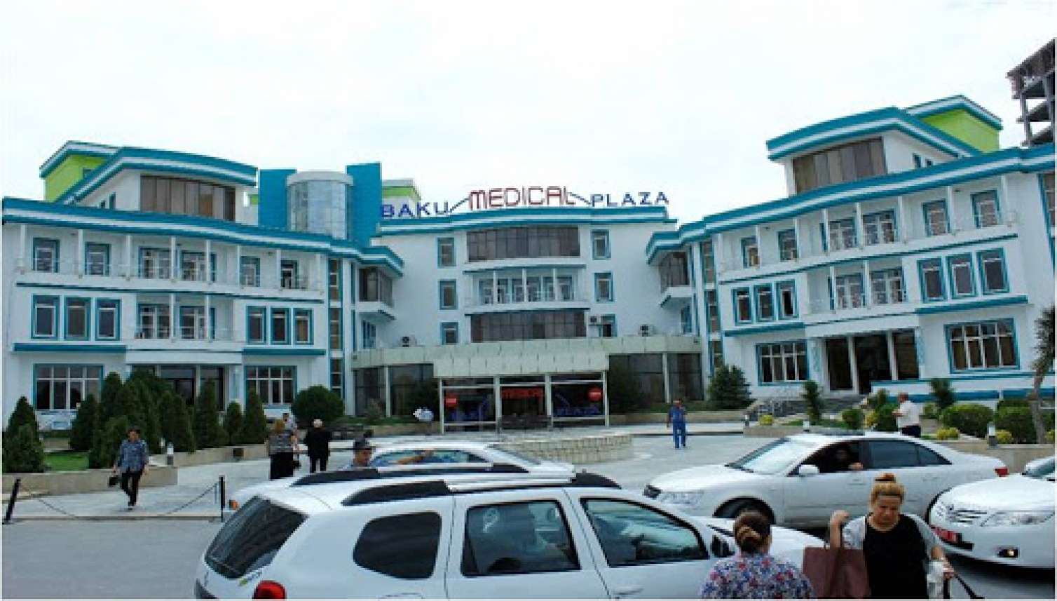“Baku Medical Plaza”da yanğın: Xəstələr təxliyə edildi -  YENİLƏNİB