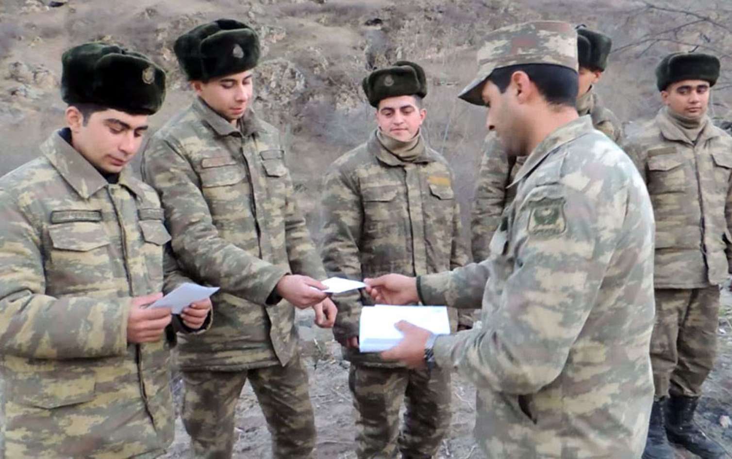 Laçında əsgərlərlə görüş keçirildi  FOTO  