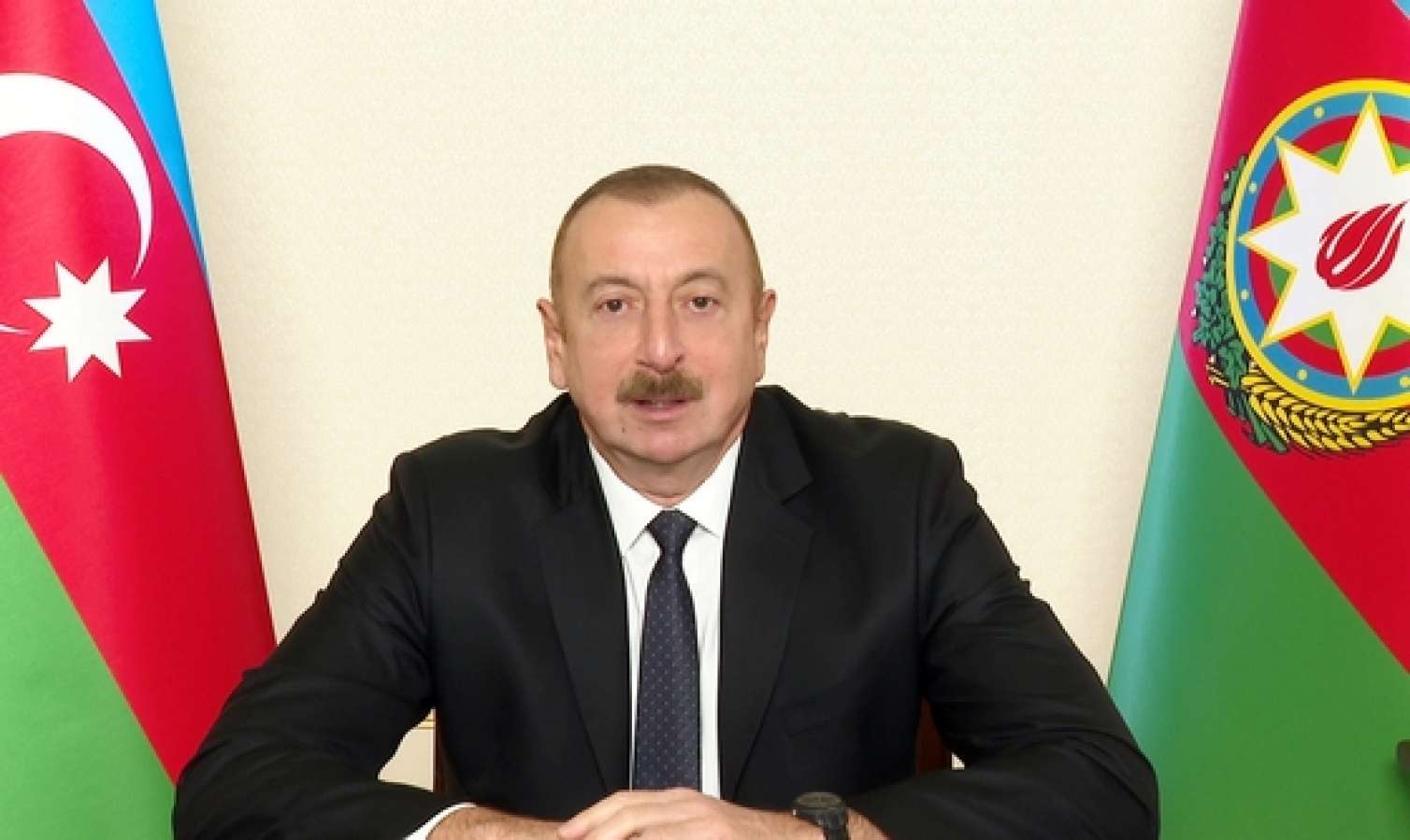 Prezident Məmməd Salmanovu təltif etdi -  FOTO