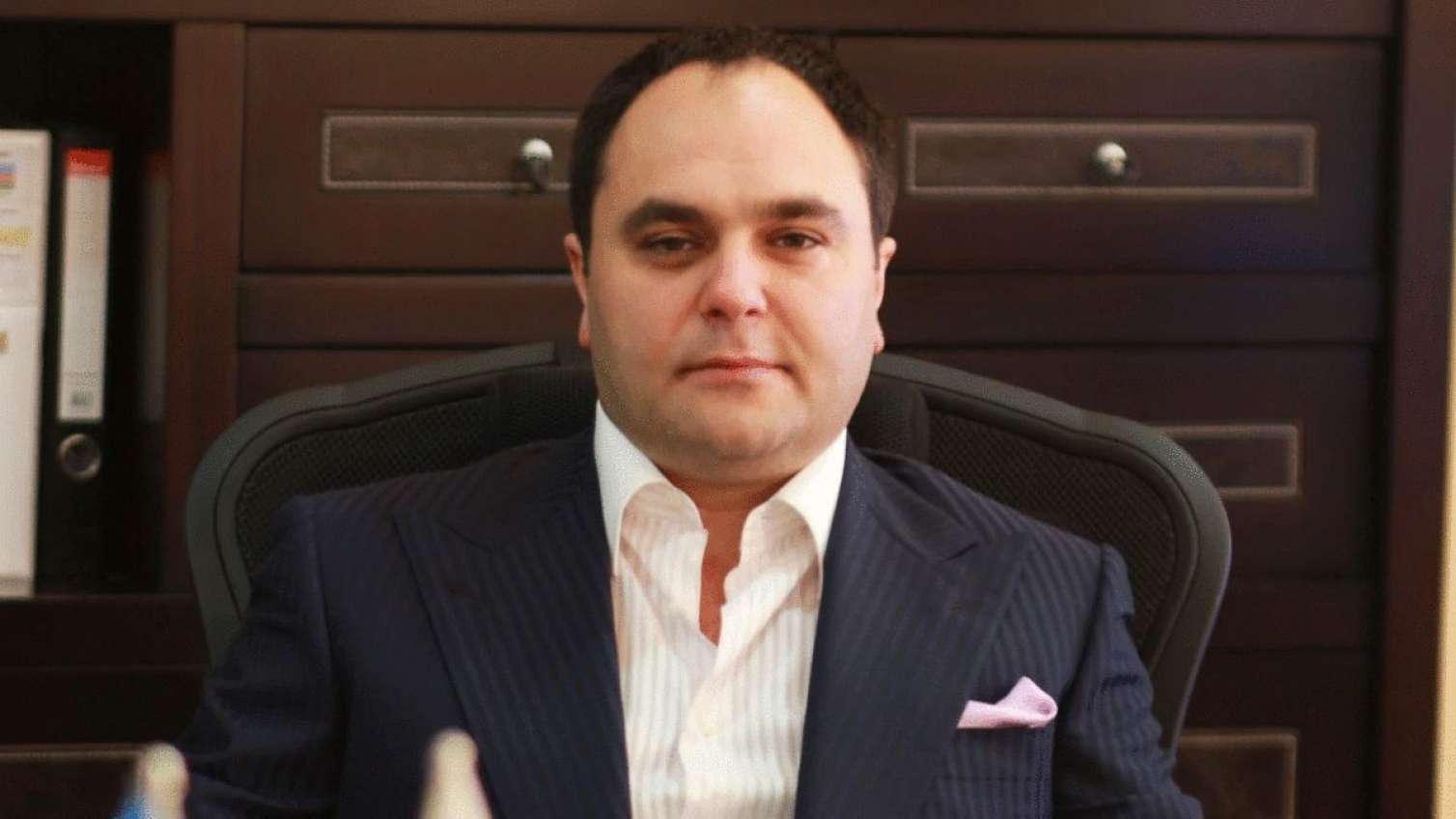 Həbsdəki Rasim Məmmədovla bağlı bütün məlumatlar şirkətin saytından çıxarıldı 