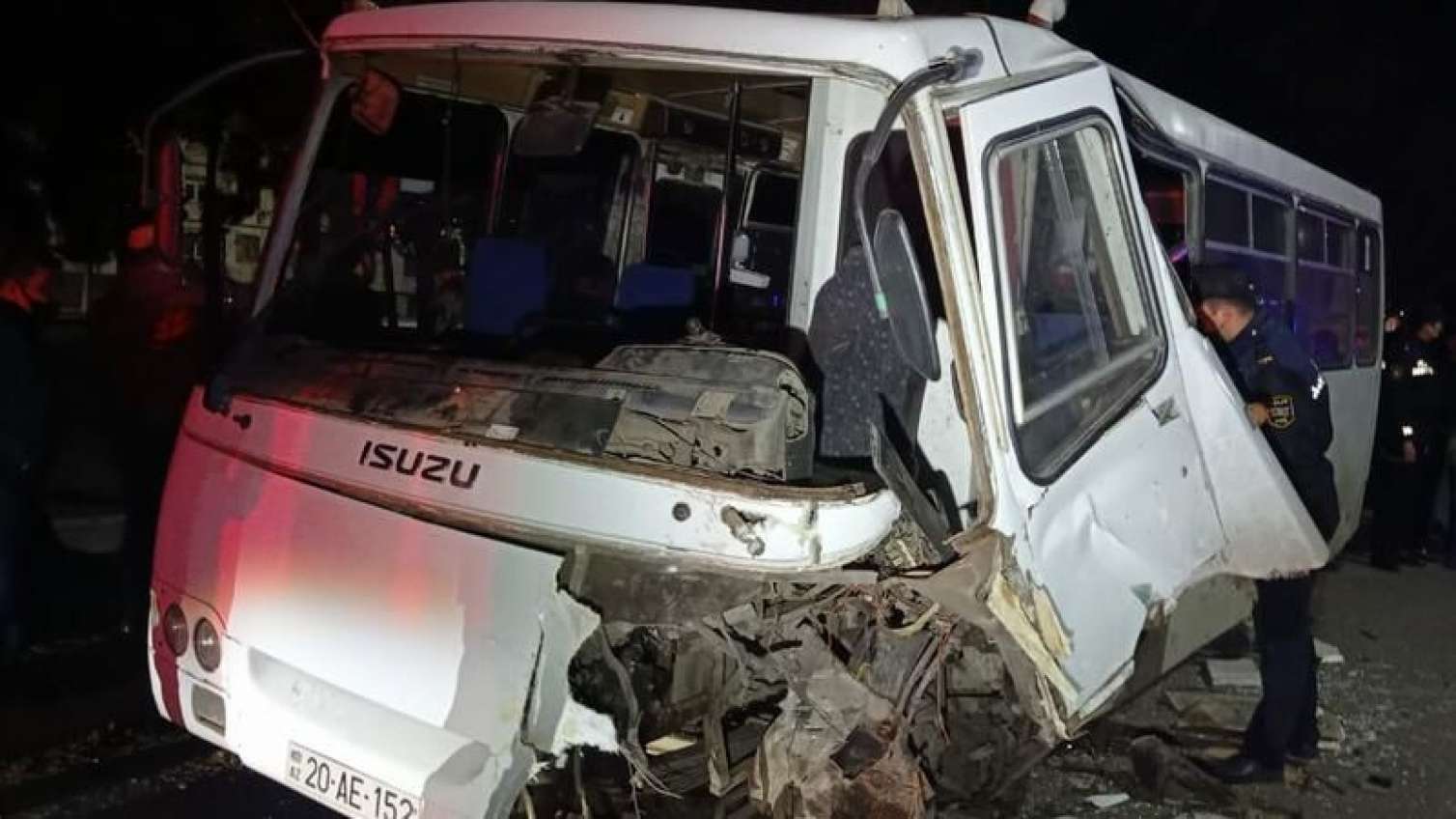 Gəncədə sərnişin avtobusu ağır qəzaya düşdü -  FOTOLAR