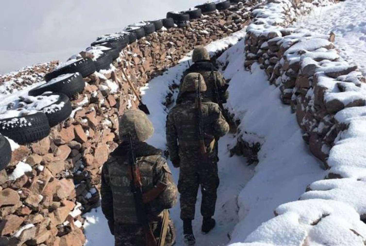 Azərbaycan Laçında yolu azaraq sərhədi keçən ermənini təhvil verdi 