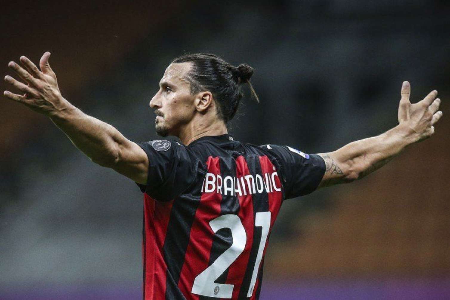İbrahimoviç futboldan kənarlaşdırılır? 