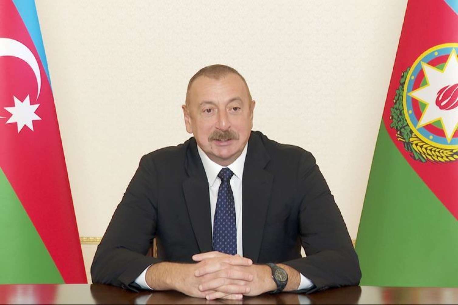 İlham Əliyev Britaniya Kralını təbrik etdi 
