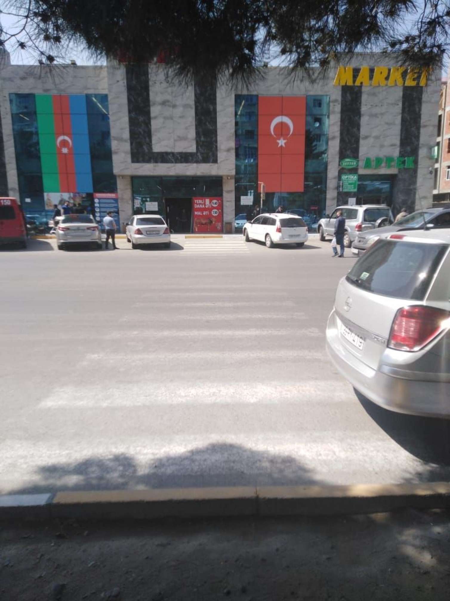 Sumqayıtın ölümə aparan “lənətlənmiş” yolları - Piyadalar üçün təhlükə -  FOTOLAR