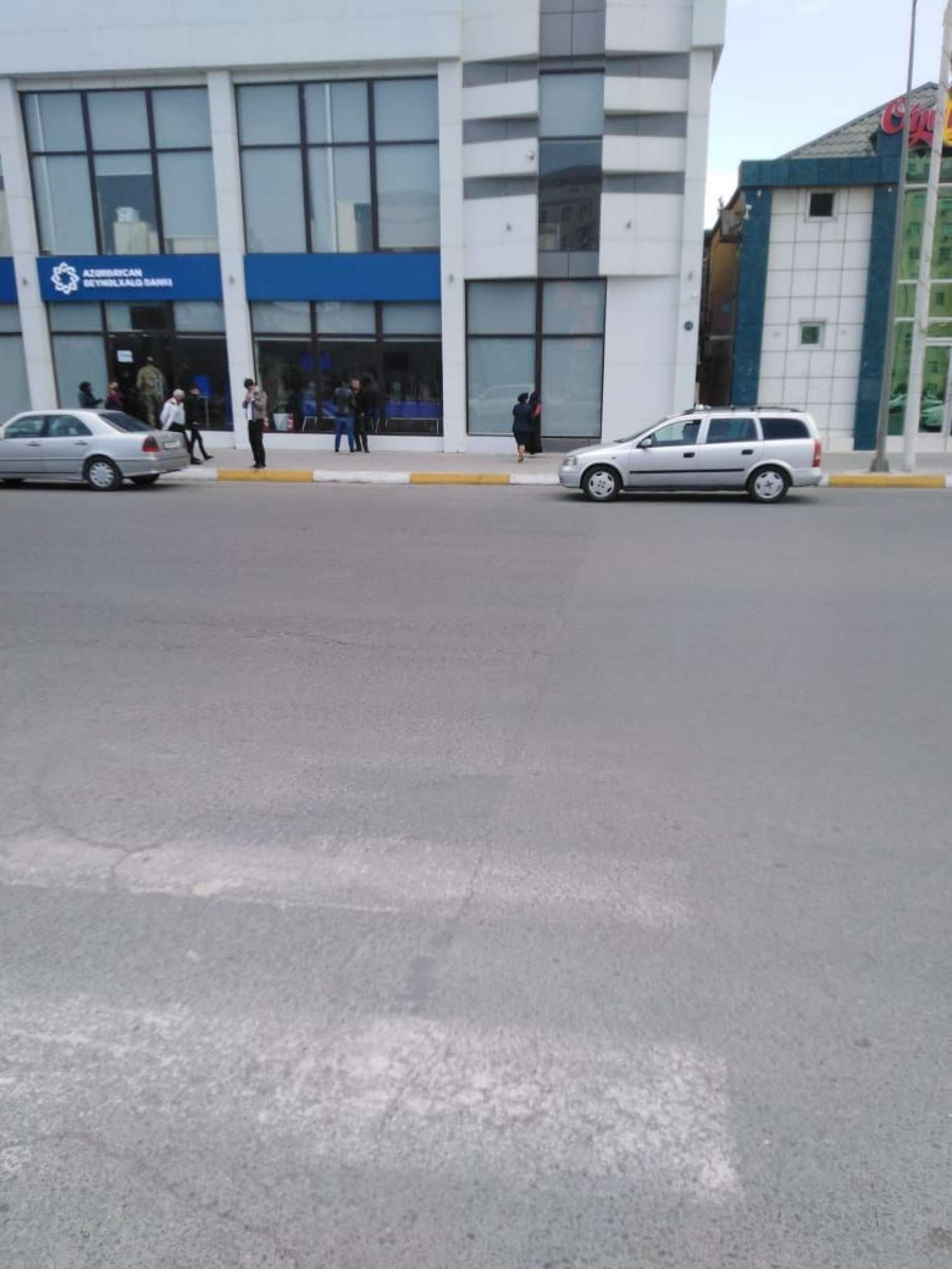 Sumqayıtın ölümə aparan “lənətlənmiş” yolları - Piyadalar üçün təhlükə -  FOTOLAR