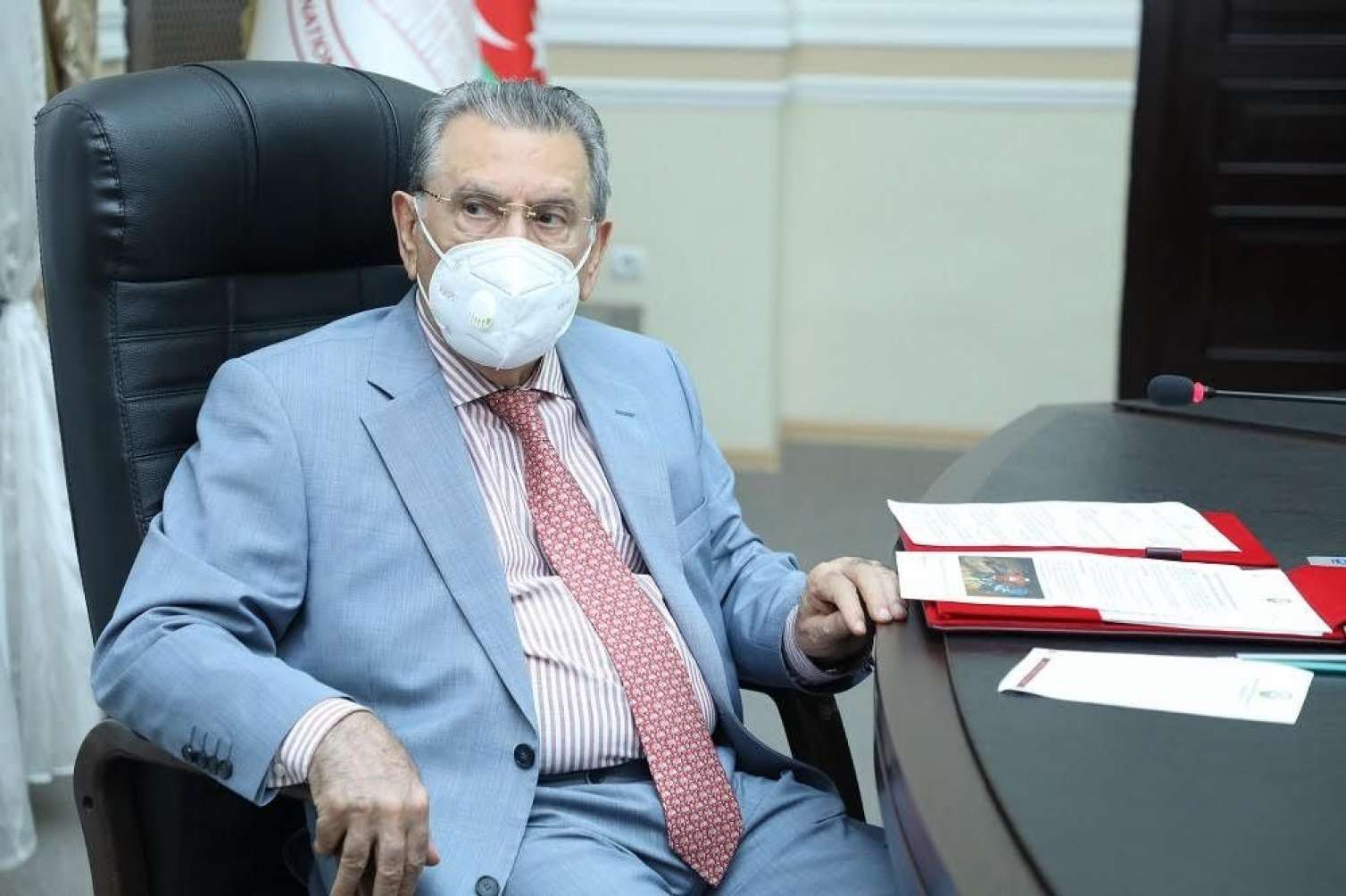 Ramiz Mehdiyev AMEA-dakı korrupsiya faktlarına görə onu ittiham etdi  