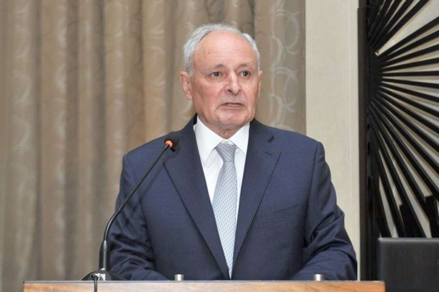 Oqtay Şirəliyev bu xəstəxananı öz adına keçirdi -  FOTO