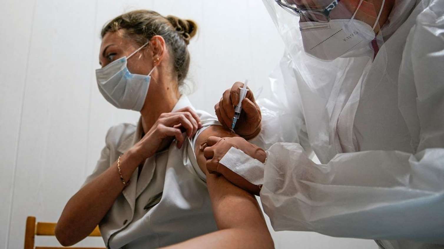 Vurulan vaksinlərin ümumi sayı 12 milyona çatır 