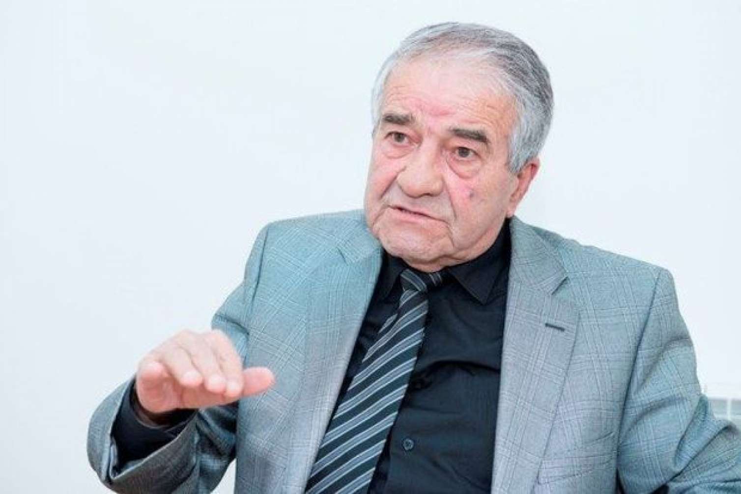“O cür arvadı tək qoyub getmək, evdə qazı açıq qoyub getmək kimidir...” 