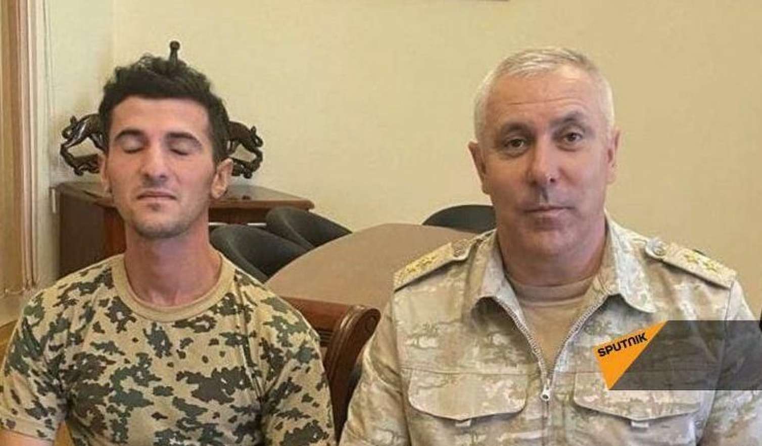 Rüstəm Muradov girov götürülən azərbaycanlı ilə görüşdü -  FOTO