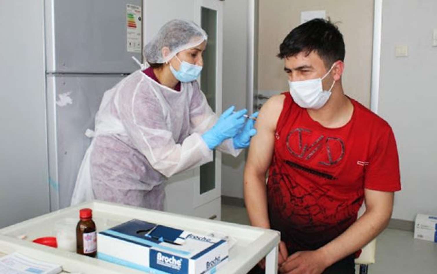 Vurulan vaksinlərin ümumi sayı 9 milyonu ötüb 