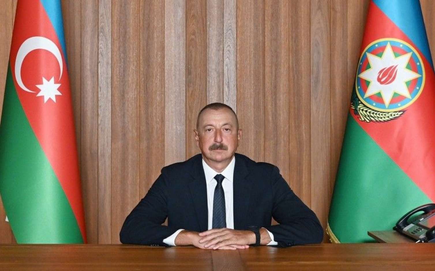 Prezident Yaponiyanın yeni Baş nazirini təbrik etdi 