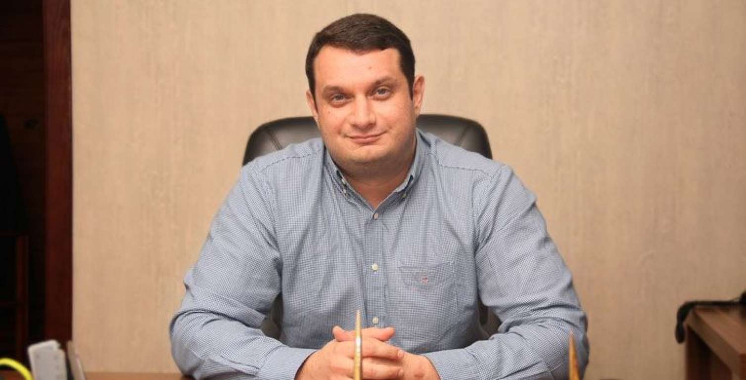 Baş həkimin əməlləri üzə çıxdı: Pulu ödəyə bilməyənlər xəstəxanadan çıxarılıb 