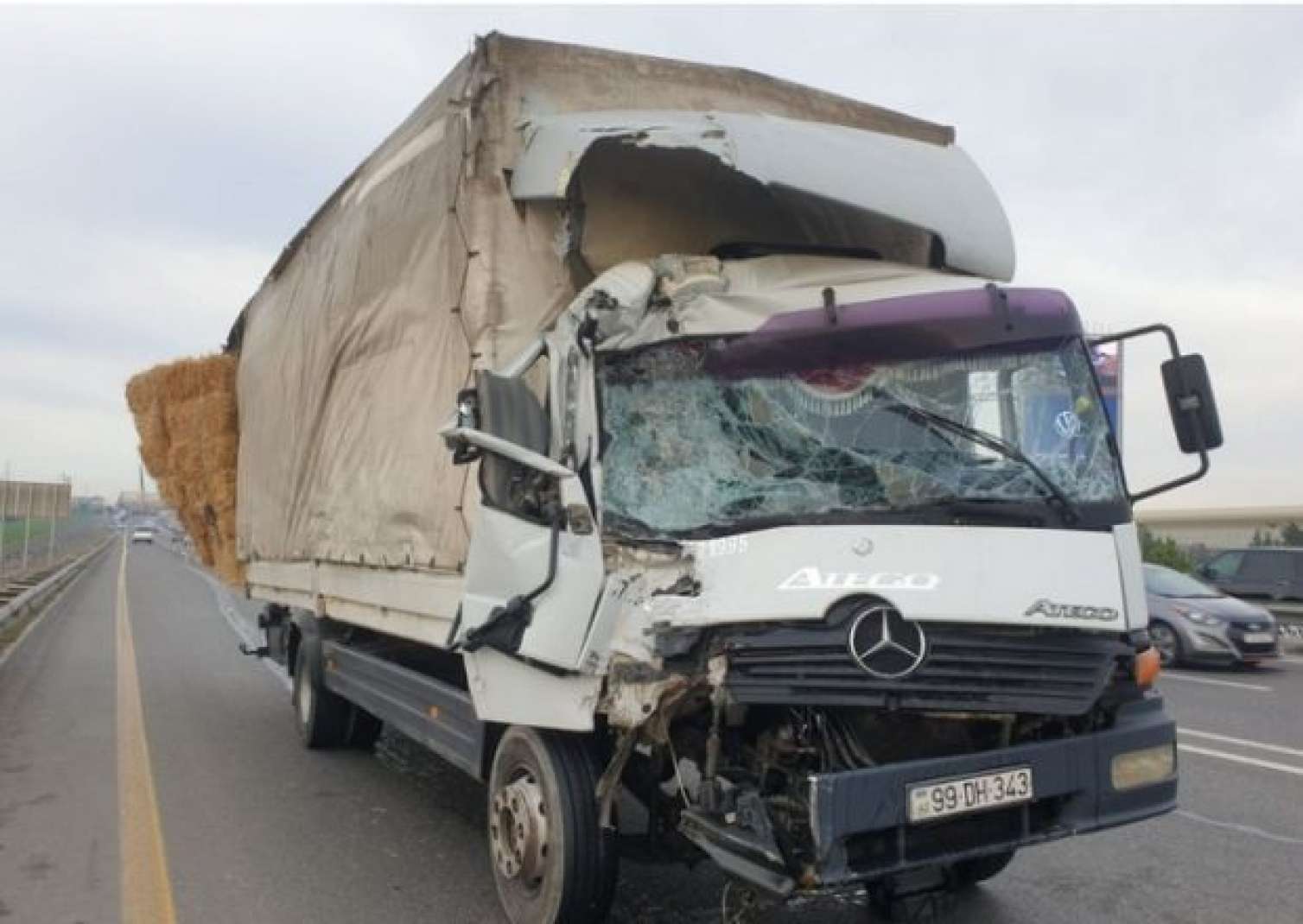 Qəza törədən yük avtomobilinin 19 yaşlı sürücüsü tutuldu 
