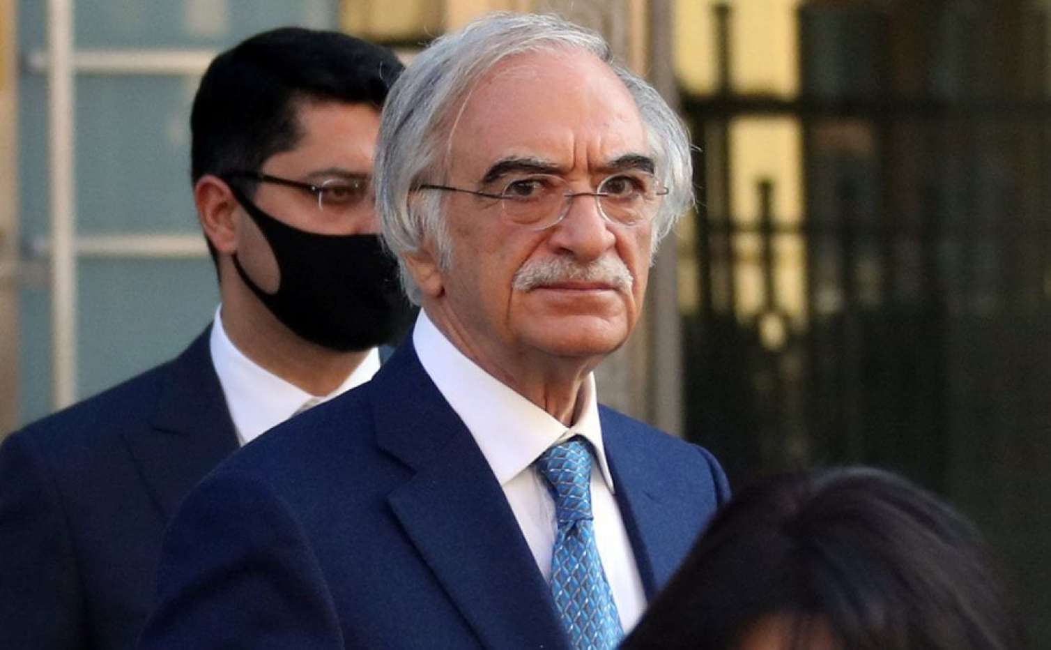 Polad Bülbüloğlu Azərbaycana qayıtdı - Səlahiyyətlərinin icrasını dayandırdı 