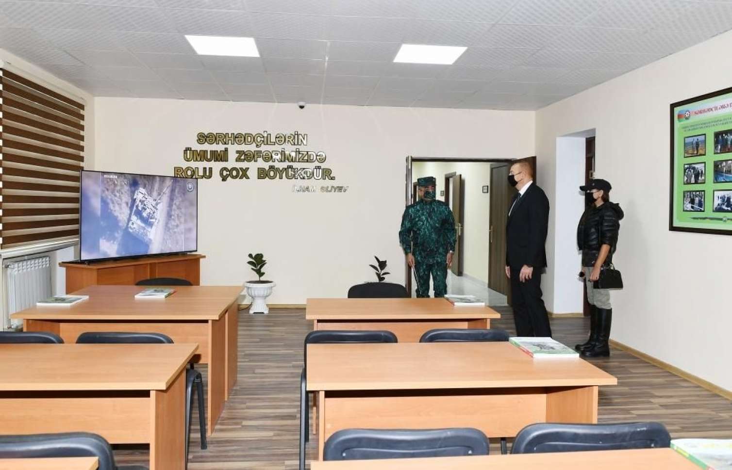 İlham Əliyev İran-Ermənistan sərhədindəki hərbi hissədə -  FOTOLAR