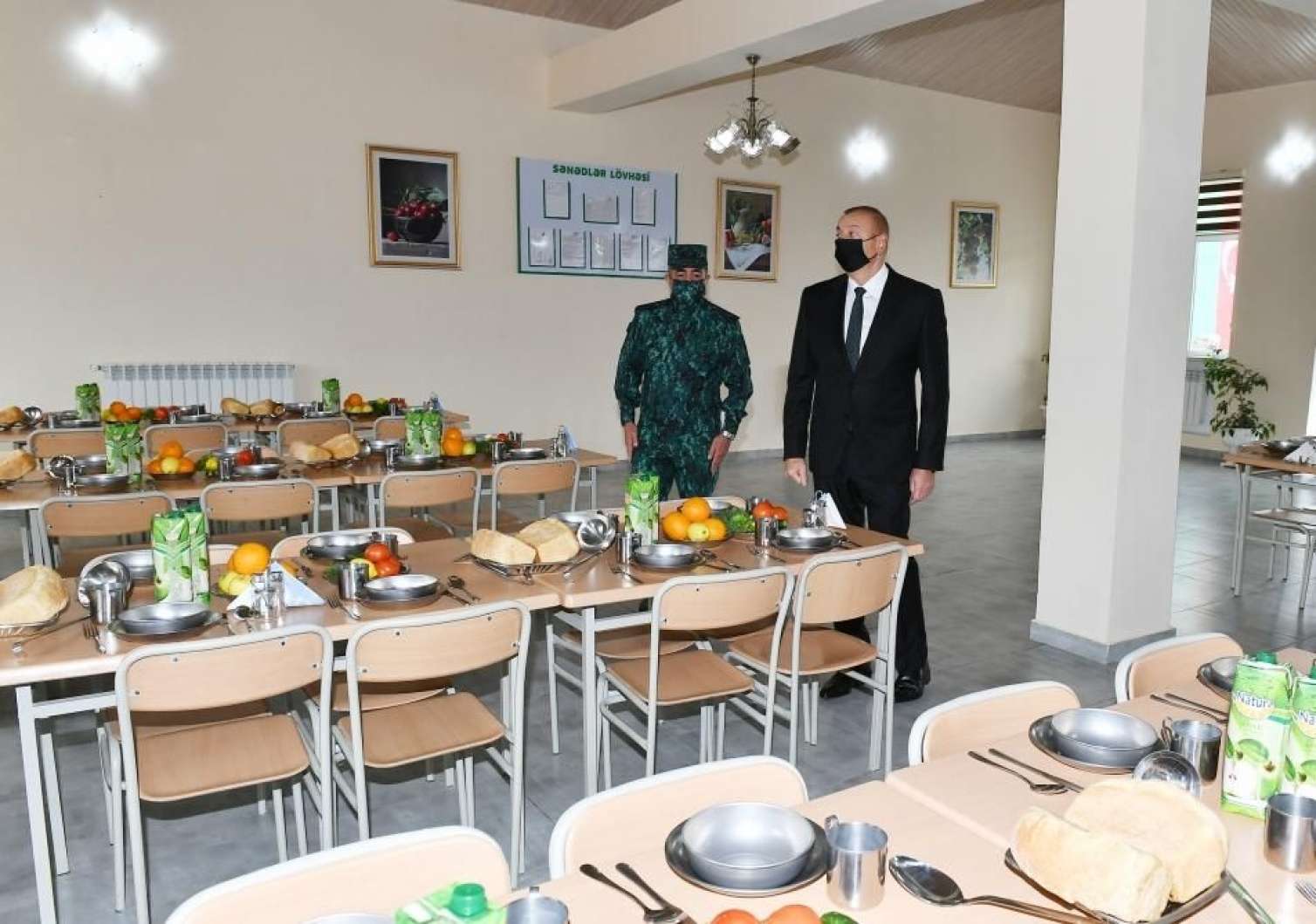 İlham Əliyev İran-Ermənistan sərhədindəki hərbi hissədə -  FOTOLAR