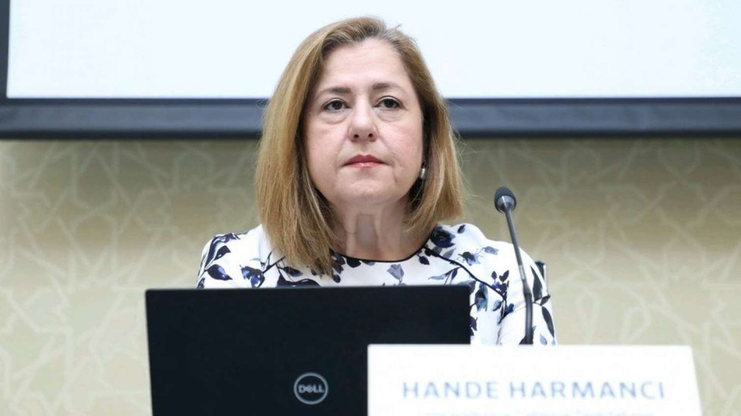 "4-cü doza vaksinasiyadan danışmaq tezdir" - Hande Harmancı 