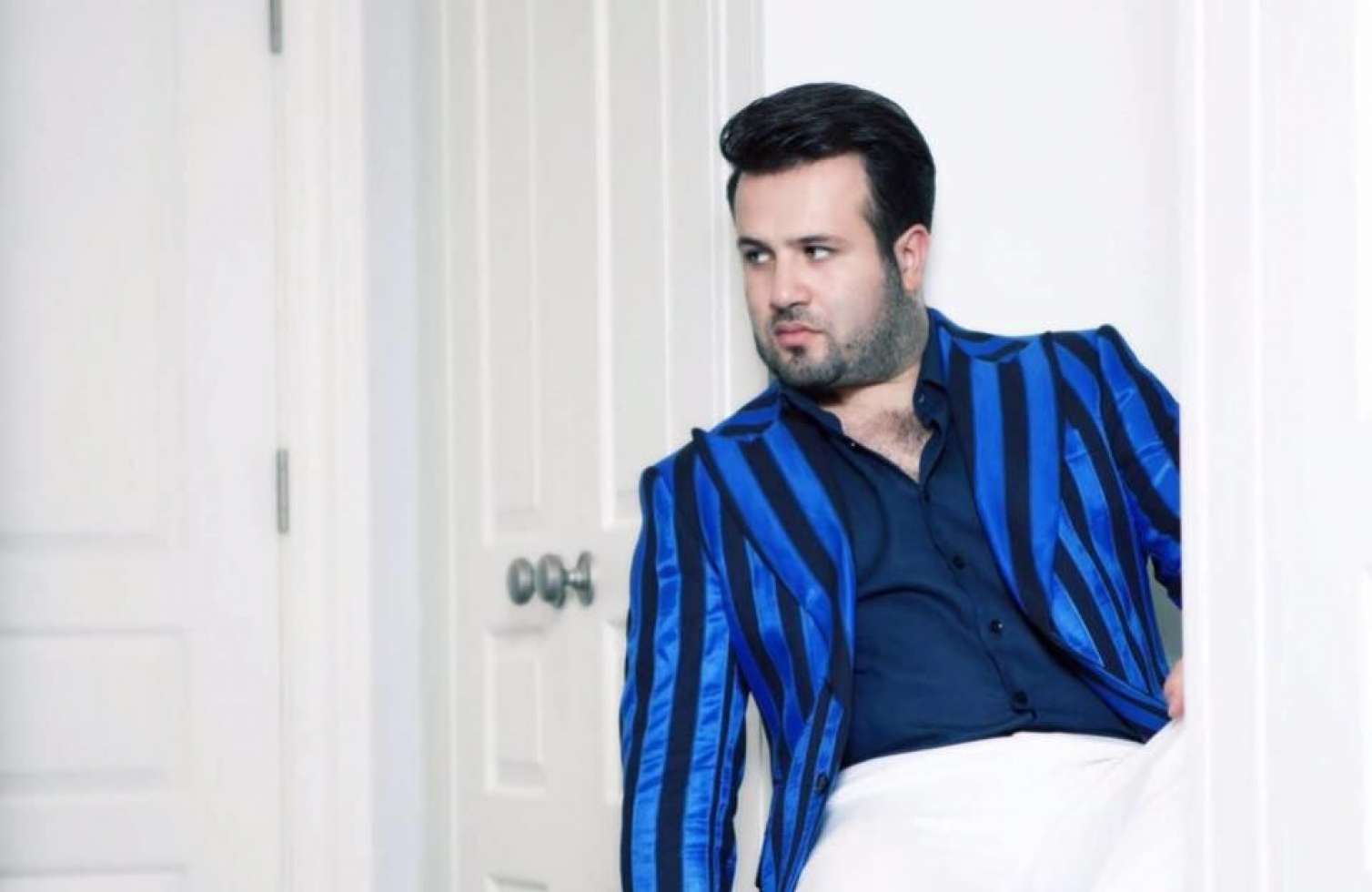 Tanınmış müğənni 10 il sonra doğulan övladının görüntüsünü paylaşdı -  FOTO