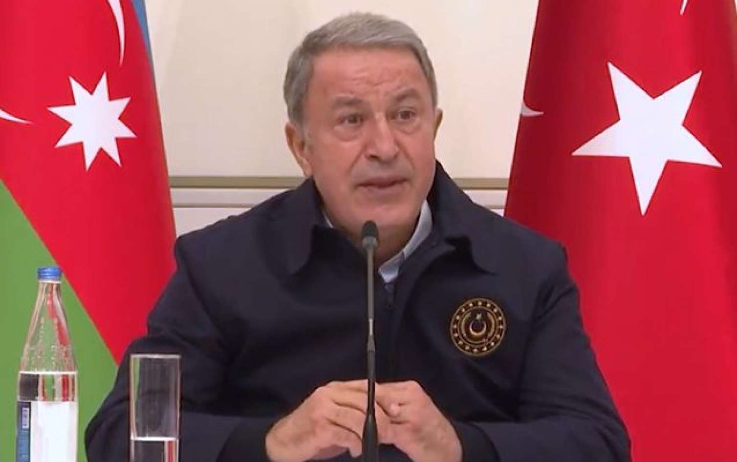 Hulusi Akar şəhid hərbçimizdən danışarkən kövrəldi 