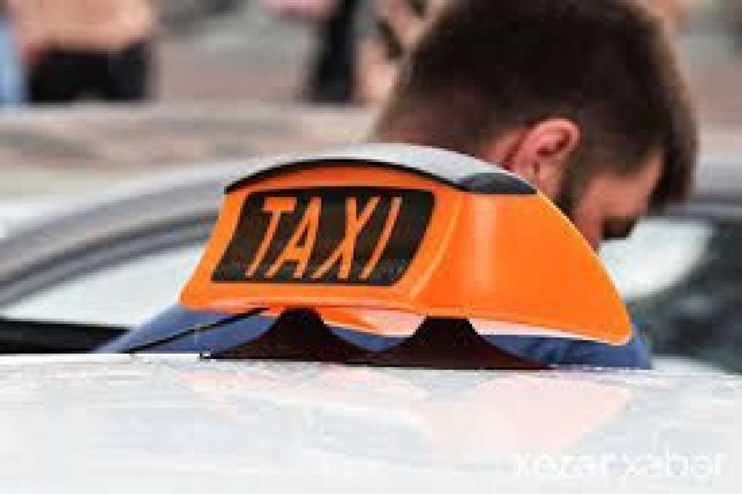 Bakıda İran vətəndaşını aldadıb telefonunu aldılar 