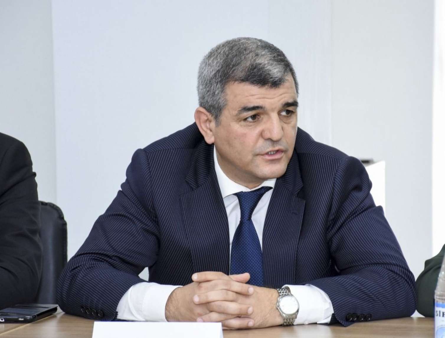 Tarix kimi daha çox ittiham edəcək: Rus qoşununu ölkəyə çağıranları, yoxsa...- Fazil Mustafanın yazısı 