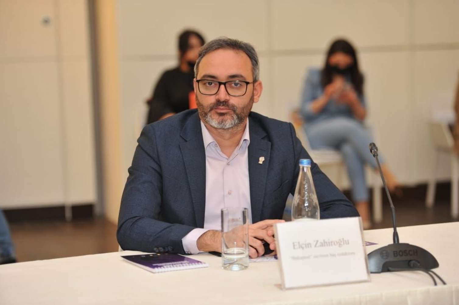 "Qadına şiddətə son" adlı dəyirmi masa keçirildi -  FOTOLAR