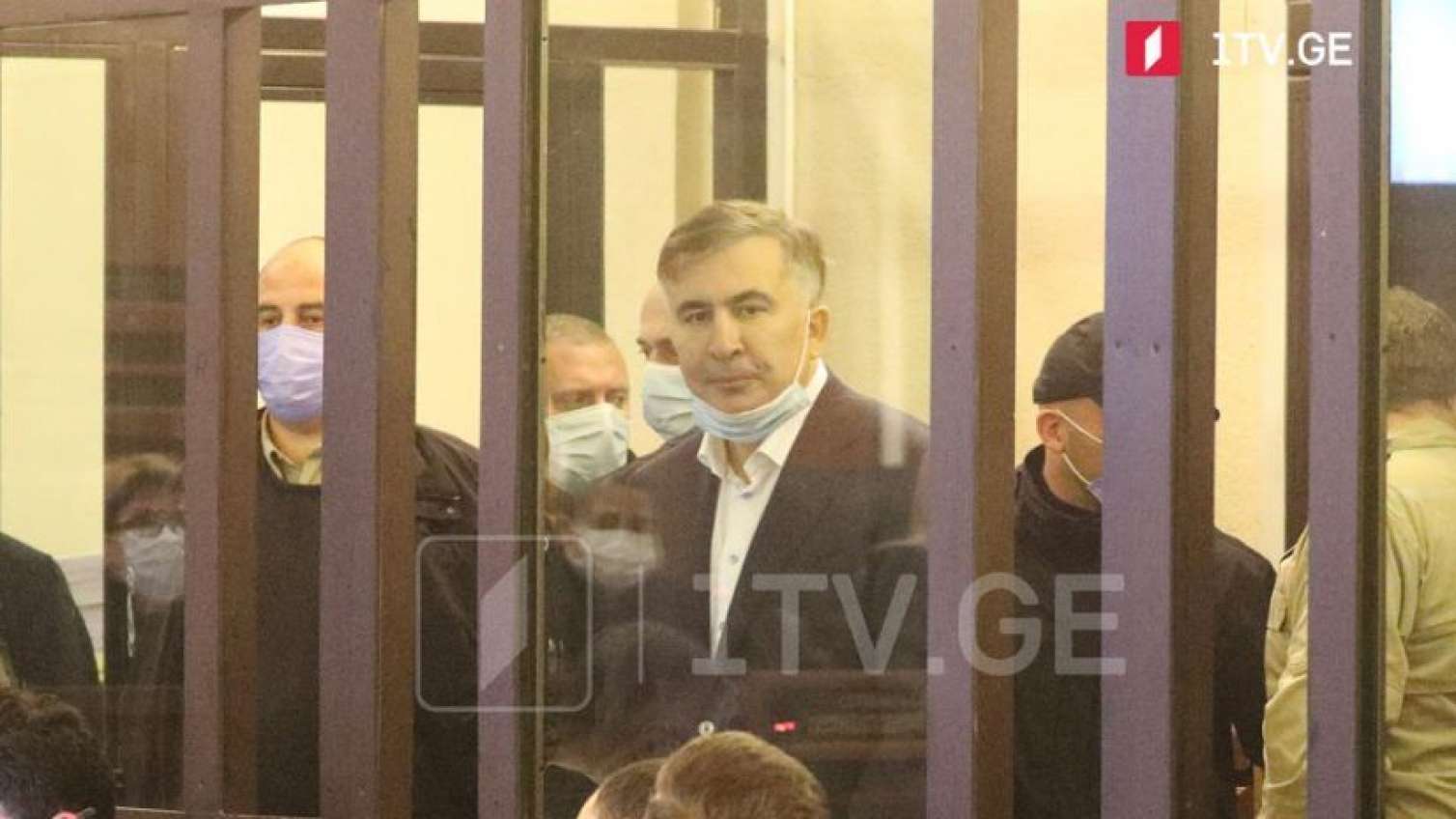 Saakaşvili məhkəmədə -  YENİLƏNİB - FOTO