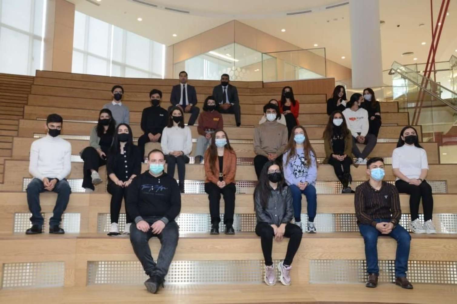 MEDİA və ADA Universiteti gənc jurnalistlər üçün seminarlar keçirir -  FOTO
