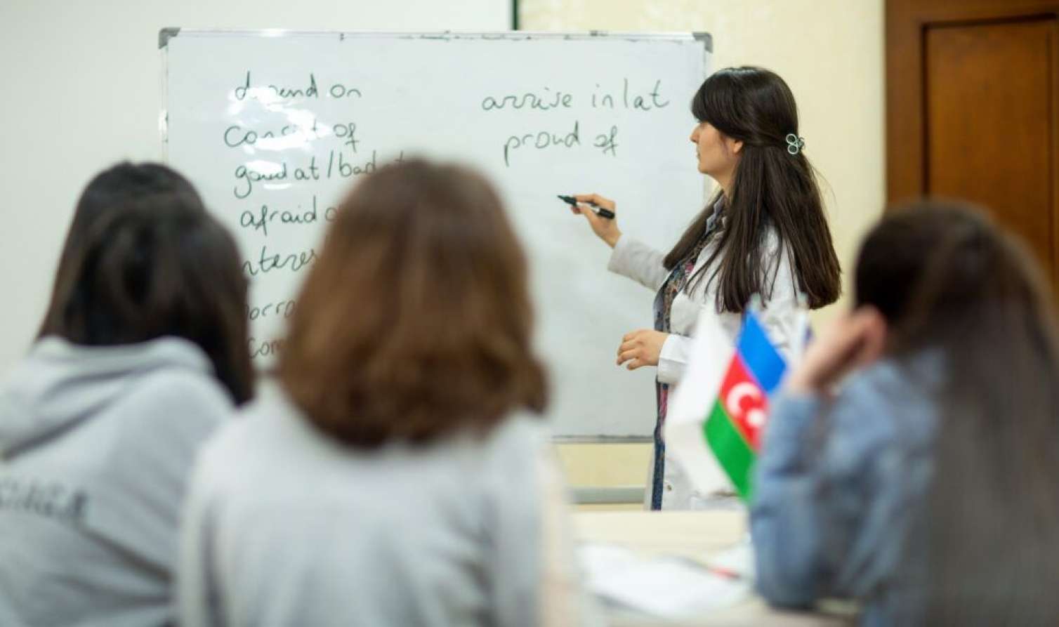 "Repetitorluq şagirdlərə uşaqlığını normal keçirməyə imkan vermir" - Ekspert 