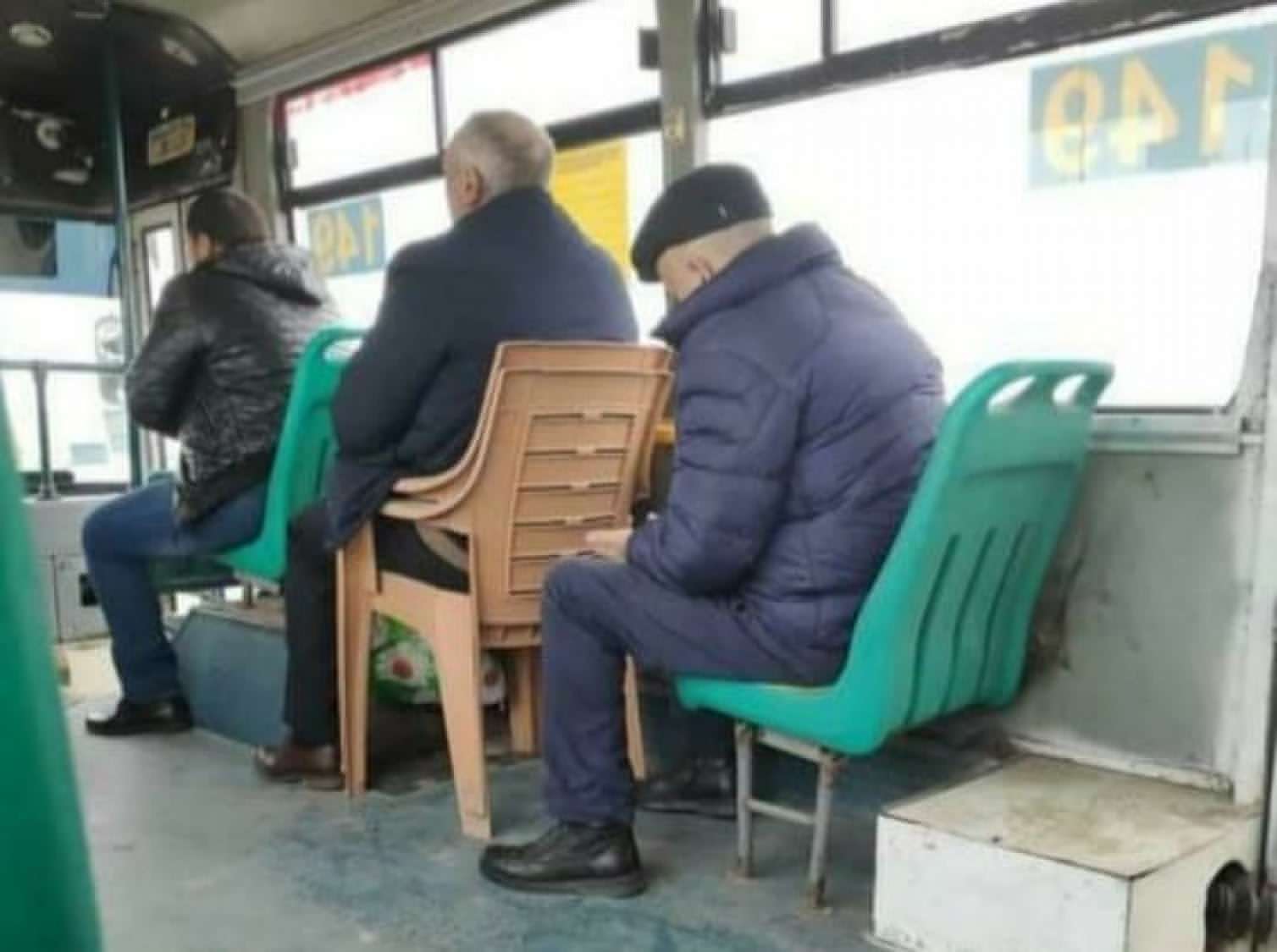 Bakının analoqu olmayan avtobusları: “Baş naziri aldadıb, qol çəkdiriblər” - İnanılmaz olay - FOTO 