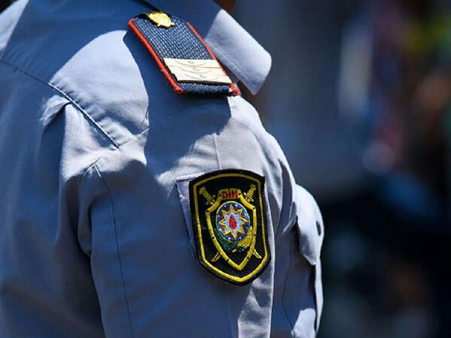 Polis mayoru qəzaya düşdü: vəziyyəti ağırdır 