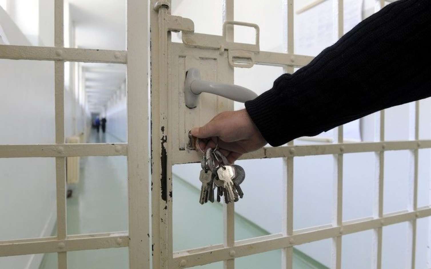 Bakıda biznesmen həbsdə öldü  