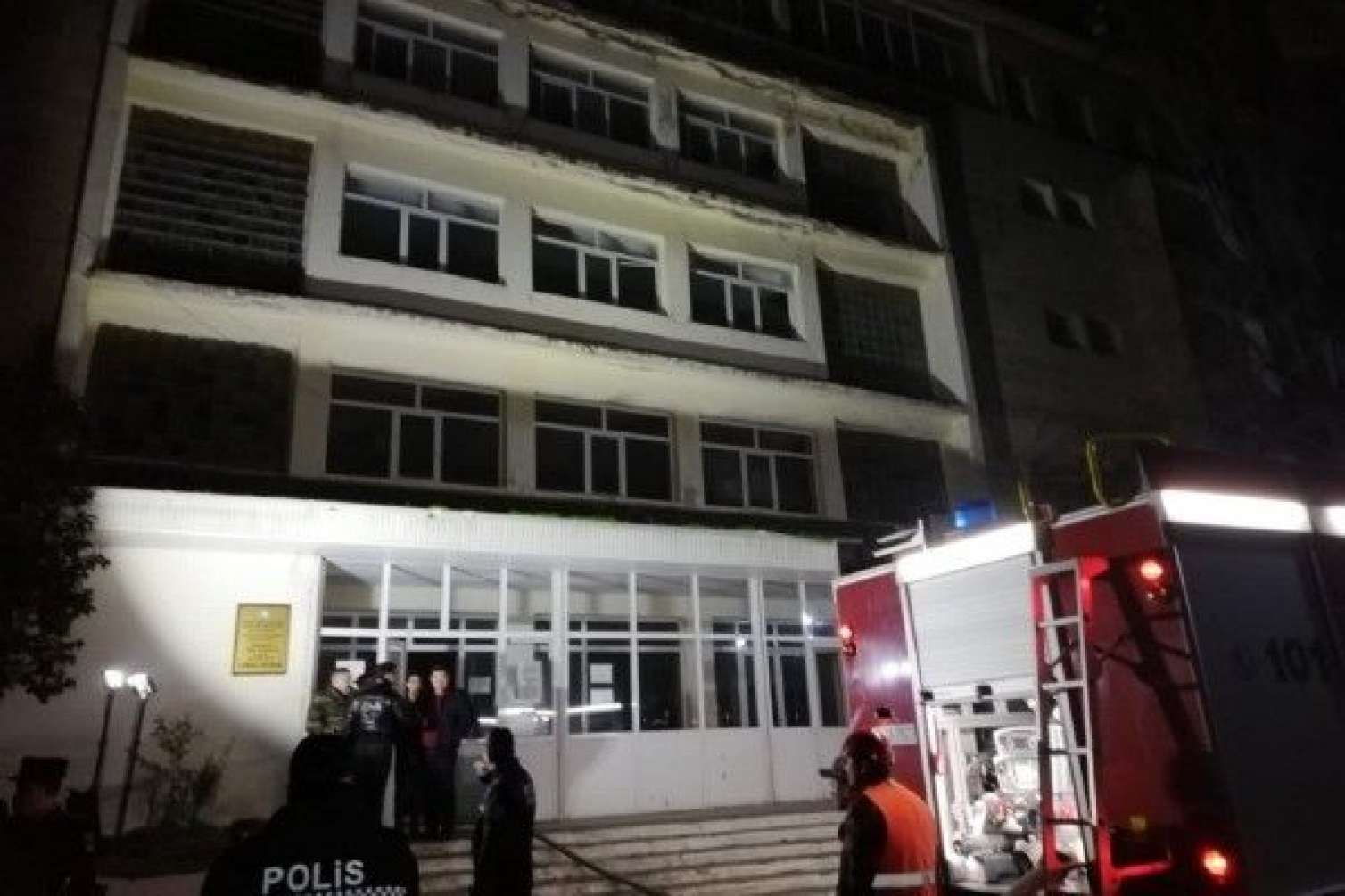 Sumqayıtdakı xəstəxana yanğınında 15 nəfər zəhərlənib 